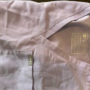 Small figs 1 pocket top and yola skinny pants in lilac